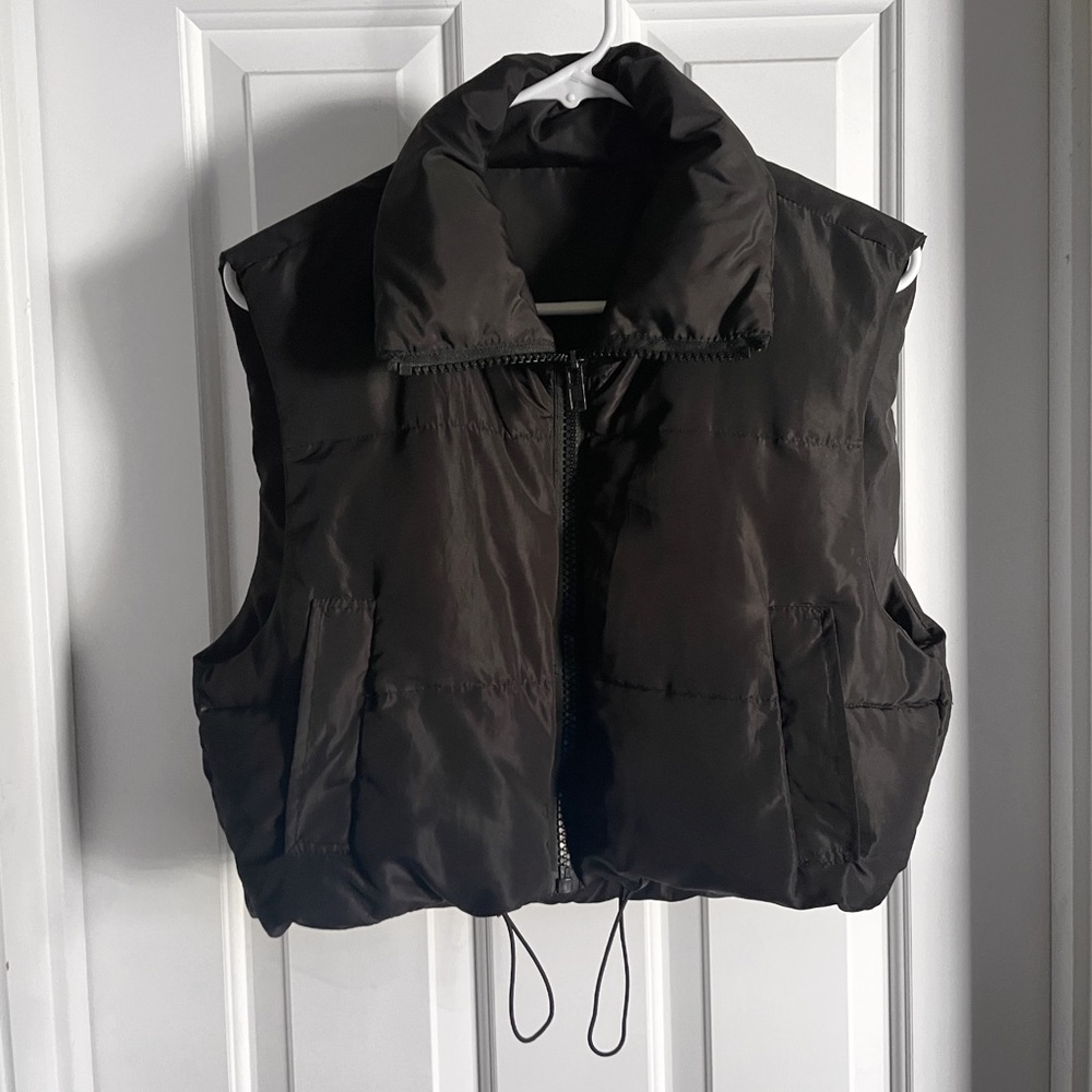 Black puffer vest jacket